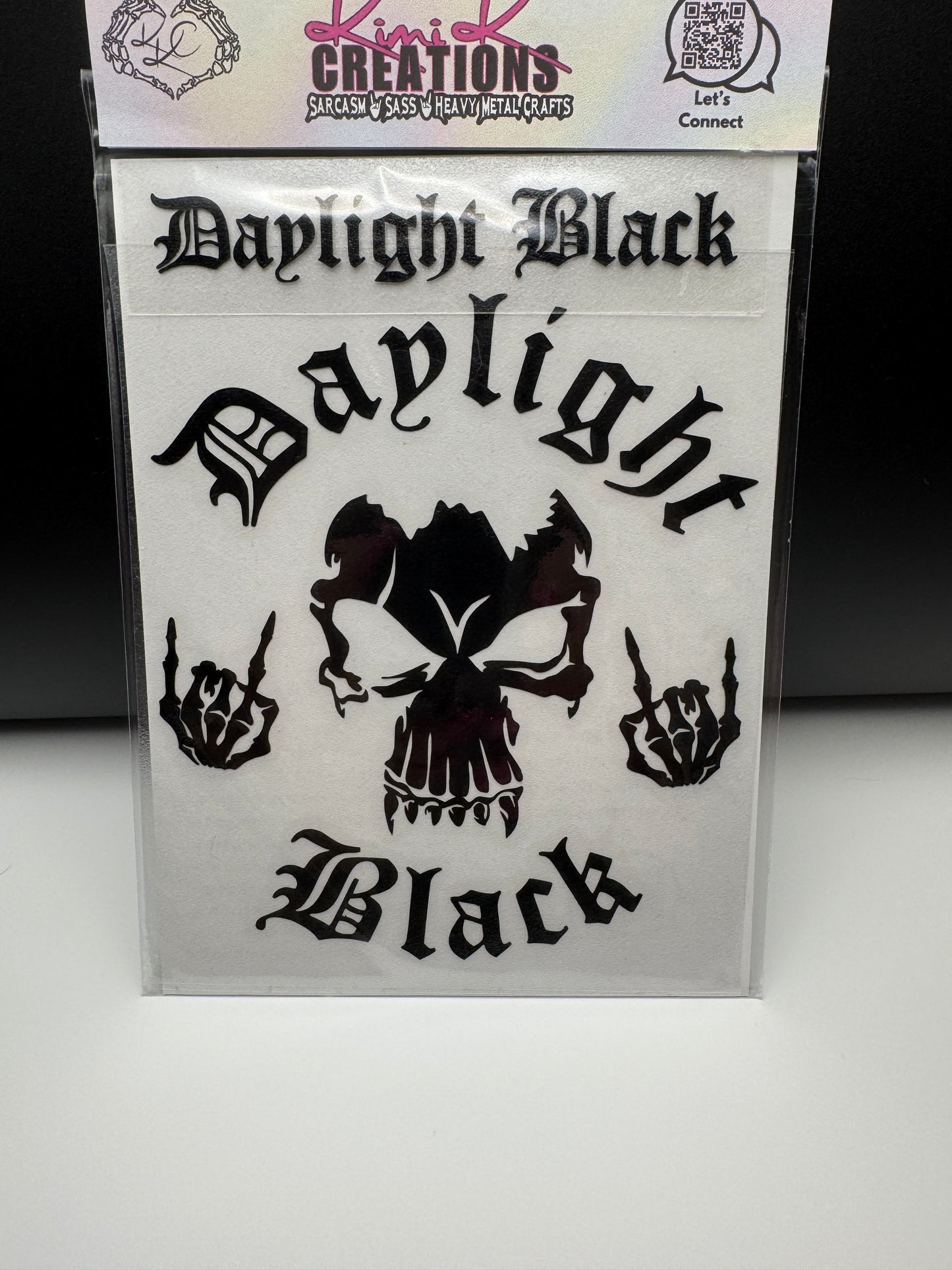 Daylight Black 6x4 inch Skull Decal with Bonus 4 inch decal